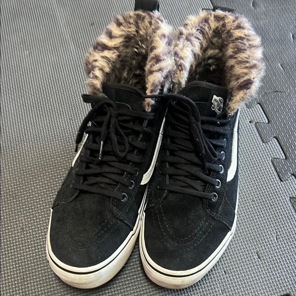 Vans Women's Black Fur-Lined Sneakers - water resistant